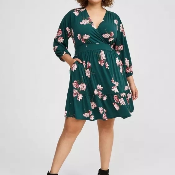 torrid Dresses & Skirts - Torrid Mini Studio Knit Surplice Tiered Dress- 1x